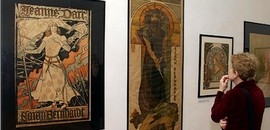 Szépséges nőalakok, kavargó indák Szépséges nőalakok, kavargó indák