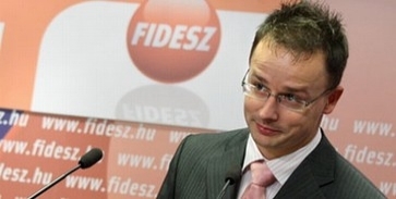 Szijjártó nagyon ígéri Szijjártó nagyon ígéri