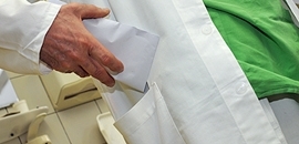 Zöldkeresztesek a hálapénz ellen Zöldkeresztesek a hálapénz ellen