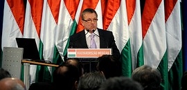 Széll-vihar: itt a reformcsomag Széll-vihar: itt a reformcsomag