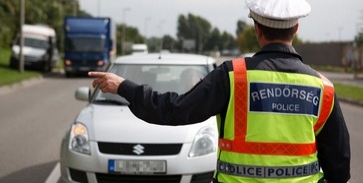 Elsődleges cél: azonnali pénzbehajtás Elsődleges cél: azonnali pénzbehajtás