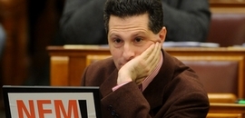 Schiffer: cirkusz az alkotmányozás