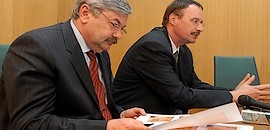 Az LB elnöke a megyei bíróságon Az LB elnöke a megyei bíróságon