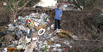 Illegális szeméttelepek nőnek az új Kulturális Negyed mellett Illegális szeméttelepek nőnek az új Kulturális Negyed mellett