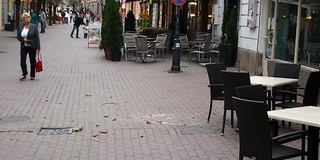 Hullottak a cserepek: 60 kilométer/órás szél a Király utcában, kedden mérséklődik Hullottak a cserepek: 60 kilométer/órás szél a Király utcában, kedden mérséklődik
