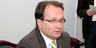 250 tanár állása szűnik meg Pécsett