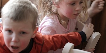 Előfordul, hogy tornaórán petárdáznak Előfordul, hogy tornaórán petárdáznak
