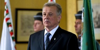 Élőben közvetítik az alaptörvény aláírását hétfőn délben