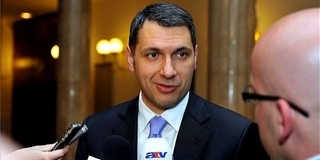 A szakszervezeteknek nem tetszik a korkedvezmény megvonása