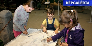 Nem vicc: harmincméteres dinoszauruszok az Expo Centerben