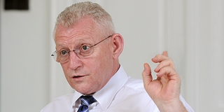 Szebellédi: bizonyos csoportok Pécs csődjét szeretnék előidézni