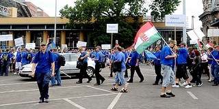 A mozdonyvezetők is tüntetnek - a buszosok besegítenek A mozdonyvezetők is tüntetnek - a buszosok besegítenek