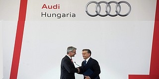 Letették az új Audi-gyár alapkövét Letették az új Audi-gyár alapkövét