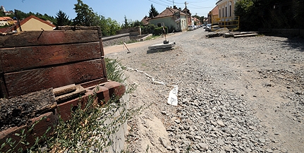 Vince utca, Tettye tér, Ágoston tér: mikor lesz már vége? Vince utca, Tettye tér, Ágoston tér: mikor lesz már vége?
