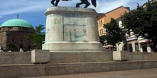 Olvasói levél: Made in China és az elé tett virágtartók