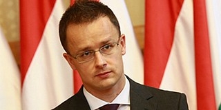 Szijjártó: intenzív ősz következik