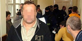 Akár évekig is házi őrizetben tarthatják a volt főigazgatót Akár évekig is házi őrizetben tarthatják a volt főigazgatót