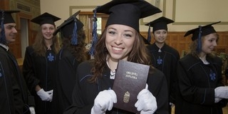 Minden ötödik végzős lemarad a diplomáról a PTE-n Minden ötödik végzős lemarad a diplomáról a PTE-n