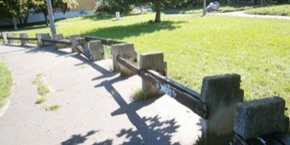 Grób Gábor saját keretéből újítaná fel az olvasó által fotózott padsort Grób Gábor saját keretéből újítaná fel az olvasó által fotózott padsort