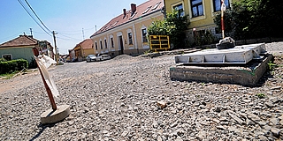 Újabb csúszás jöhet a Tettyén: megtámadták a közbeszerzést