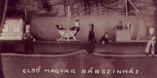 Marionett-matuzsálemek hada a Bóbitában