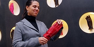 Hagyományteremtő kesztyűfesztivál Pécsett