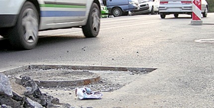 Rendszeresen lopják a fedlapokat, darabja 50 ezerbe is belekerül Rendszeresen lopják a fedlapokat, darabja 50 ezerbe is belekerül