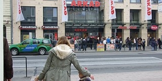 Bombariadó miatt kiürítették a fél belvárost - kiderült, vaklárma volt Bombariadó miatt kiürítették a fél belvárost - kiderült, vaklárma volt