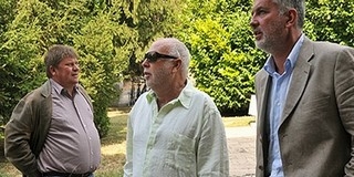 Válság idején nem lesz filmes pécsi habzsi-dőzsi, Vajnáék kivárnak