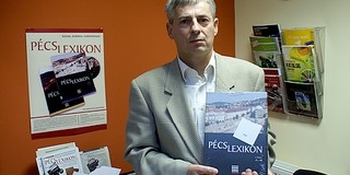 Pécs Lexikon: betámadta egy szerző a kiadót, Simon Attila cáfol Pécs Lexikon: betámadta egy szerző a kiadót, Simon Attila cáfol