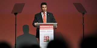 Mesterházy új szereposztást sürget a szocialista pártban Mesterházy új szereposztást sürget a szocialista pártban