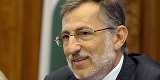 MSZP: a kormány hagyjon fel a szabadságharccal