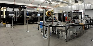 Mától két gyártósorral több van a dohánygyárban Mától két gyártósorral több van a dohánygyárban