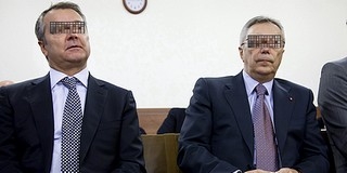 Bíróság előtt Molnár Gyula (MSZP) és Lakos Imre (SZDSZ)