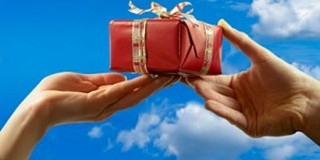 Ünnepi jótékonysági estet szervez a PTE hallgatói önkormányzata Ünnepi jótékonysági estet szervez a PTE hallgatói önkormányzata