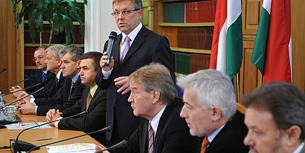Megállapodtak az új Munka törvénykönyvéről, a SZEF bírálja azt Megállapodtak az új Munka törvénykönyvéről, a SZEF bírálja azt