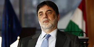 Lemond fejlesztési miniszteri posztjáról Fellegi Tamás! Lemond fejlesztési miniszteri posztjáról Fellegi Tamás!