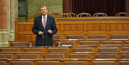 Hiller: százmilliárdos hiány az iskolák működtetési rendszerében Hiller: százmilliárdos hiány az iskolák működtetési rendszerében