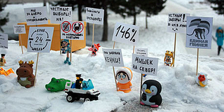 Lego-figurák vonultak az utcára - így kell tüntetni! Lego-figurák vonultak az utcára - így kell tüntetni!