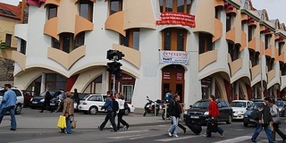 A bankok titkolóznak, miközben két hónap múlva több száz pécsi lakáshiteles kerül az utcára A bankok titkolóznak, miközben két hónap múlva több száz pécsi lakáshiteles kerül az utcára
