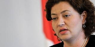 Gyurcsányék szerint a kormány lerombolja a hadsereget