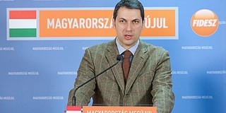 Lázár szerint Orbán nem beszélt puccskísérletekről Lázár szerint Orbán nem beszélt puccskísérletekről