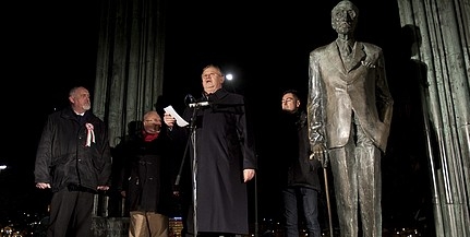 Kuncze Gábor az SZPE elnökeként visszatér a politikába Kuncze Gábor az SZPE elnökeként visszatér a politikába