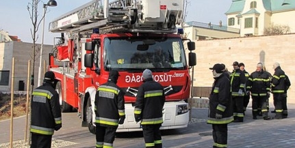 Nettó 80-110 ezret visznek haza, így több mint harminc pécsi tűzoltó a leszerelésen gondolkodik Nettó 80-110 ezret visznek haza, így több mint harminc pécsi tűzoltó a leszerelésen gondolkodik