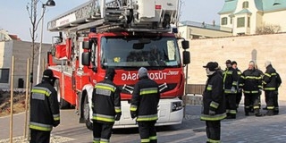 Nettó 80-110 ezret visznek haza, így több mint harminc pécsi tűzoltó a leszerelésen gondolkodik Nettó 80-110 ezret visznek haza, így több mint harminc pécsi tűzoltó a leszerelésen gondolkodik