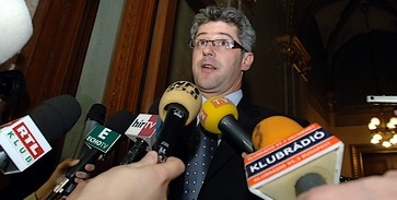 MSZP: jön a kisebbségi kormányzás MSZP: jön a kisebbségi kormányzás
