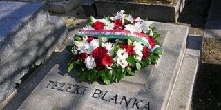 Ünnepi koszorúzásokkal emlékeztek Párizsban Ünnepi koszorúzásokkal emlékeztek Párizsban