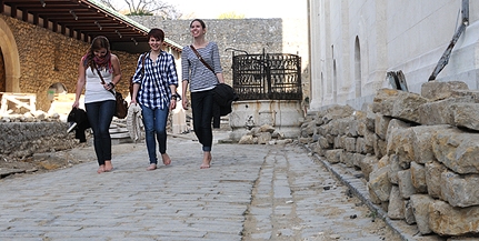 Kevés a pénz az önerőhöz az egyházmegyén, így várni kell a Dóm tér teljes megújulására Kevés a pénz az önerőhöz az egyházmegyén, így várni kell a Dóm tér teljes megújulására