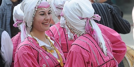 Mi szükség volt a Fesztiválszervező létrehozására, amikor vannak már hasonló profilú cégei Pécsnek? Mi szükség volt a Fesztiválszervező létrehozására, amikor vannak már hasonló profilú cégei Pécsnek?