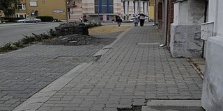 Merza Péter maga sem hitte el, hogy a fedlapok szintbe hozása miatt bontják a Felsővámház utcát Merza Péter maga sem hitte el, hogy a fedlapok szintbe hozása miatt bontják a Felsővámház utcát
